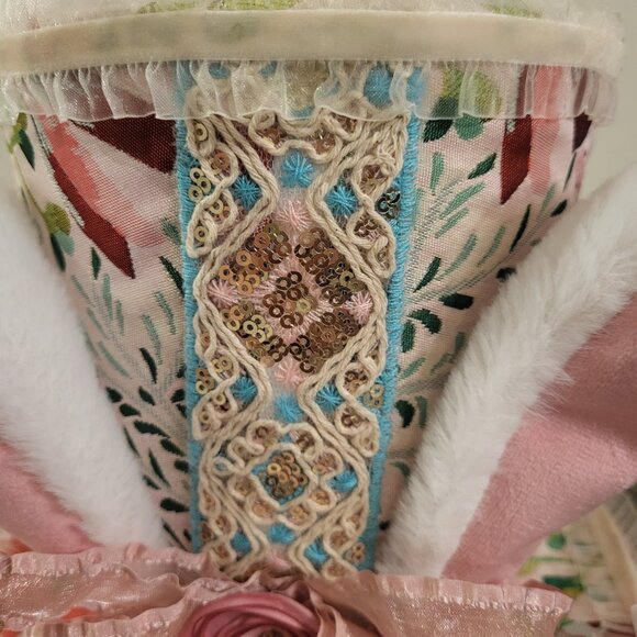 Begnoia Market tapestry style Easter ears top hat- Easter decor - Picture 4 of 8